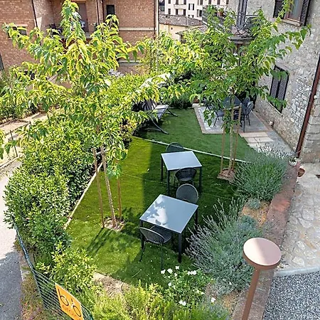 L'eroico Hotel